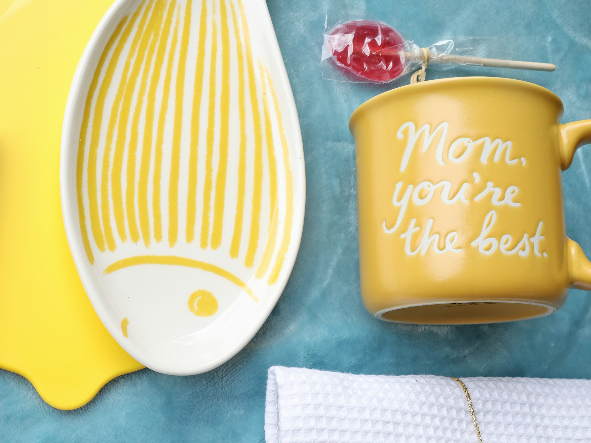 Un cadeau pour maman crédit photo: @unsplash tamara-malaniy