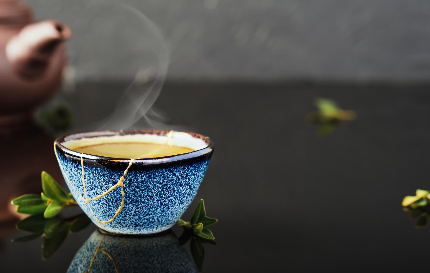 Une tasse de thé de citronnelle crédit photo: @ededchechine sur freepik