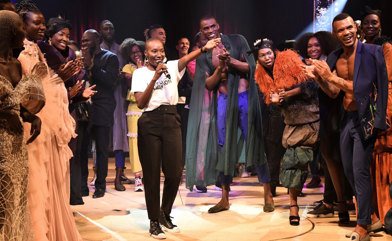 Un défilé de Adama Paris crédit photo: @fashionnetwork